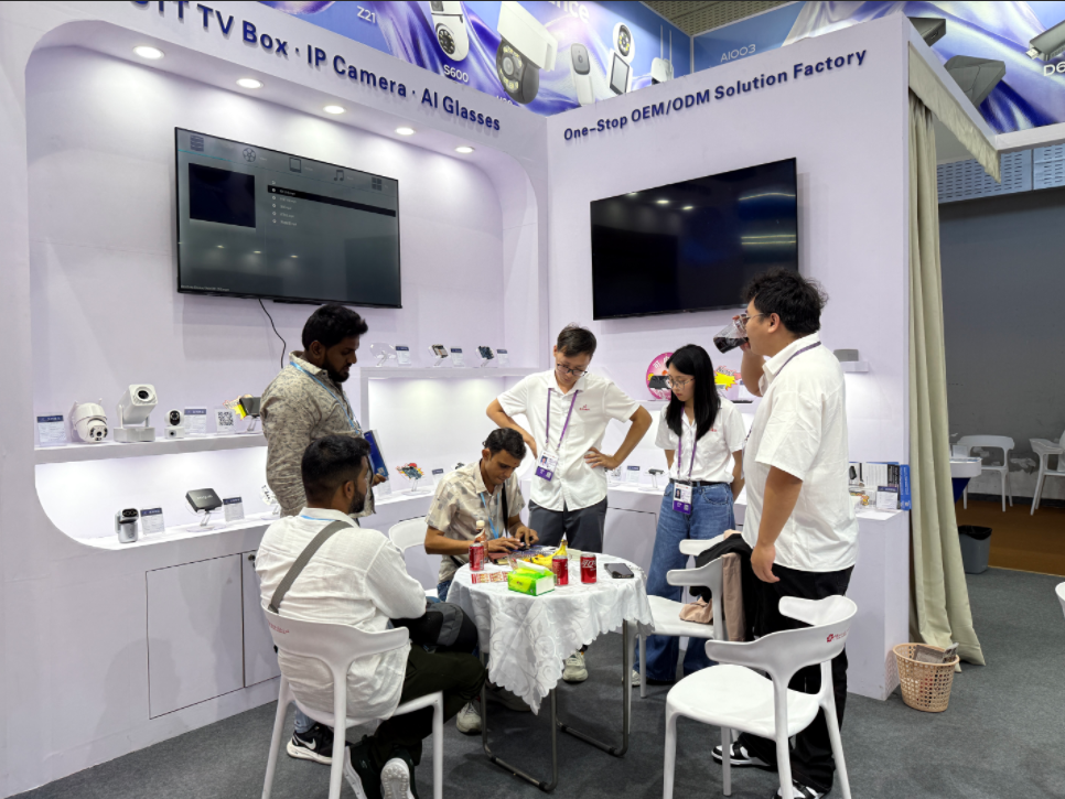 IK Makes a Mark at the 138th Canton Fair — Smart Hardware Innovation for the Global Market