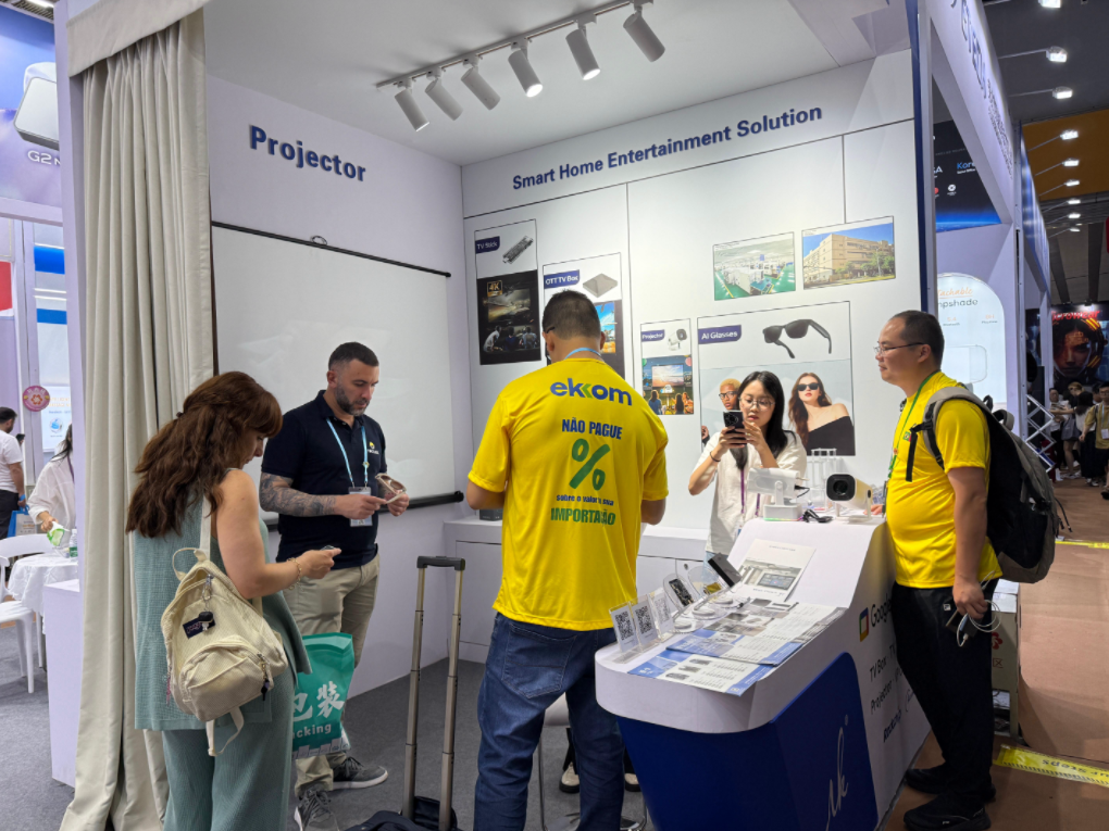 IK Makes a Mark at the 138th Canton Fair — Smart Hardware Innovation for the Global Market